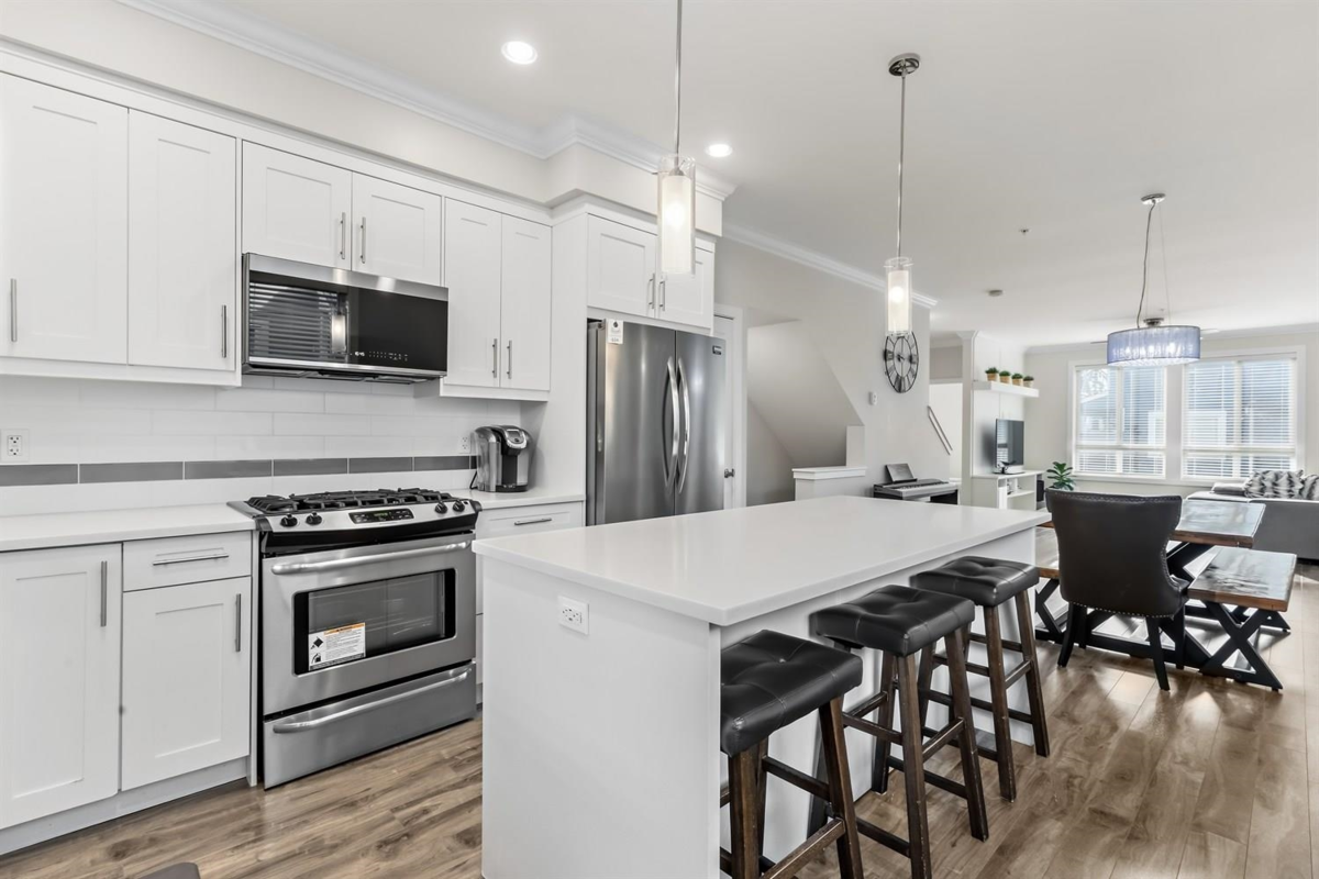 Primary Bedroom Photo of 63 19913 70 Avenue, Langley, BC