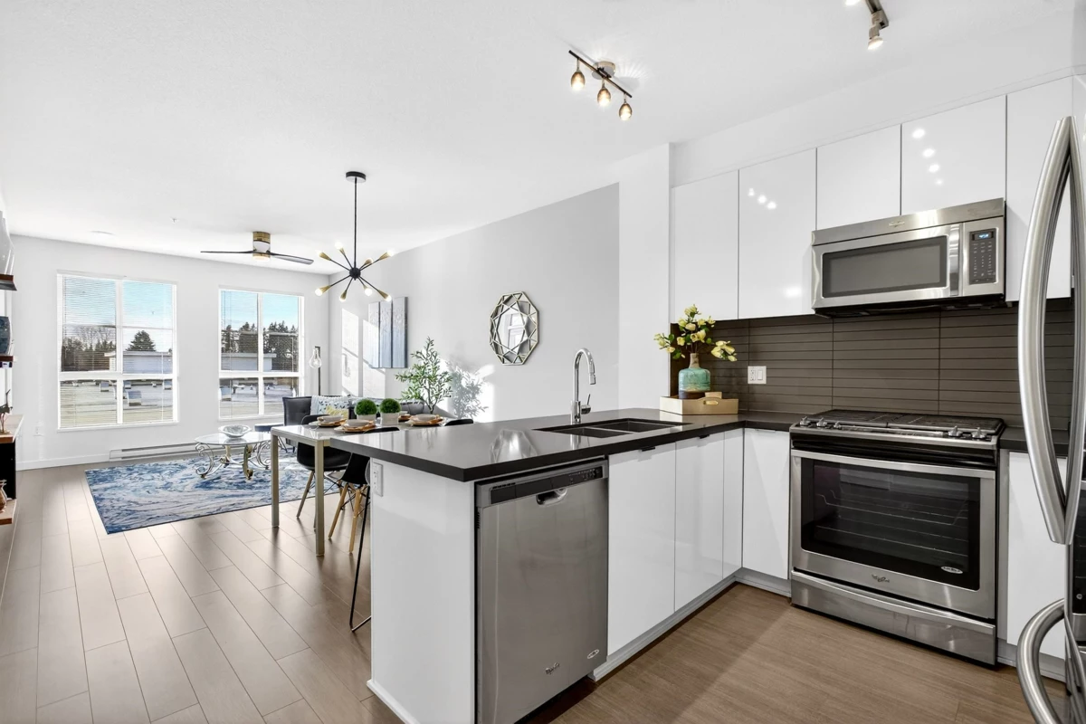 Kitchen Island Photo of 312 15168 33 Avenue, Surrey, BC