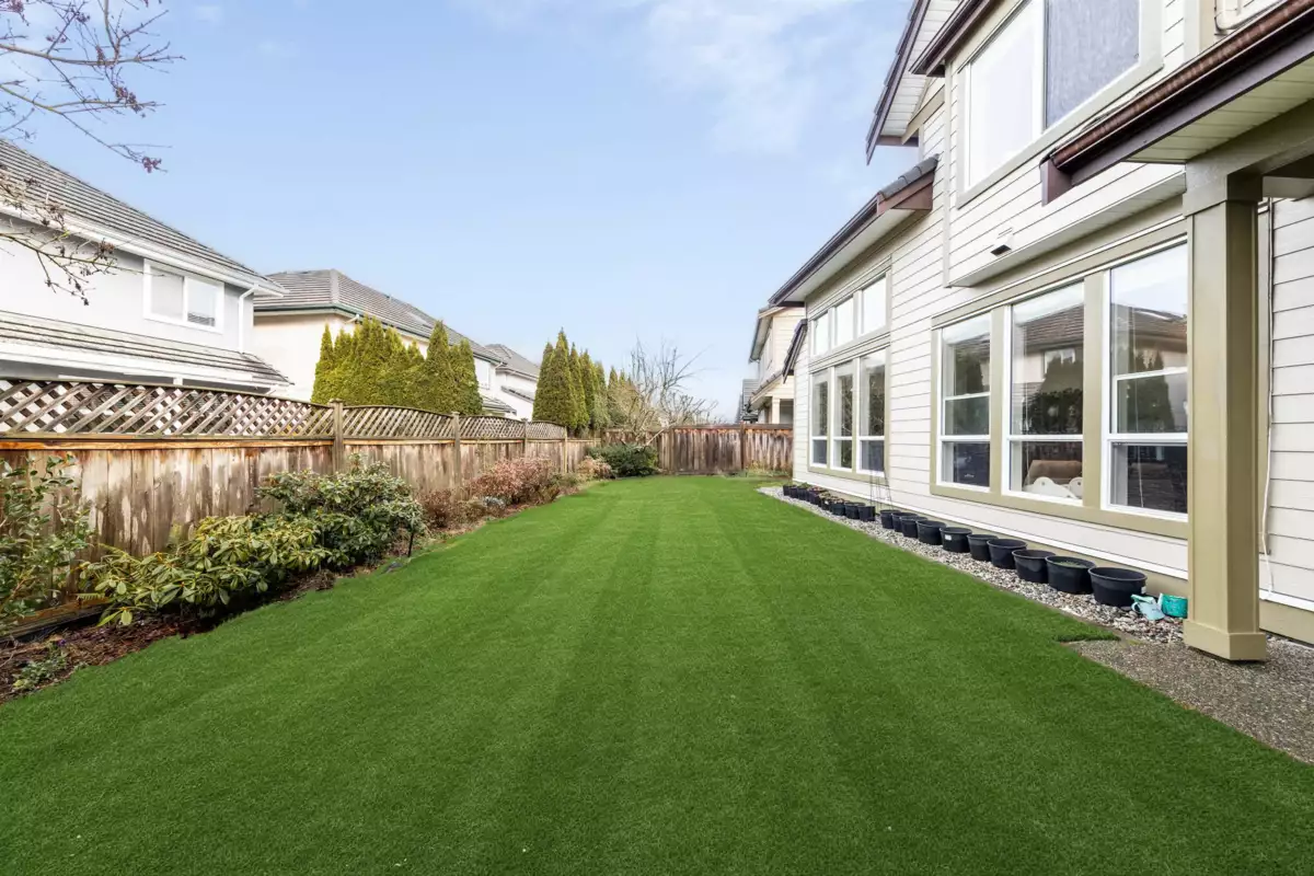 Entry Foyer Photo of 6079 Dunsmuir Crescent, Richmond, BC