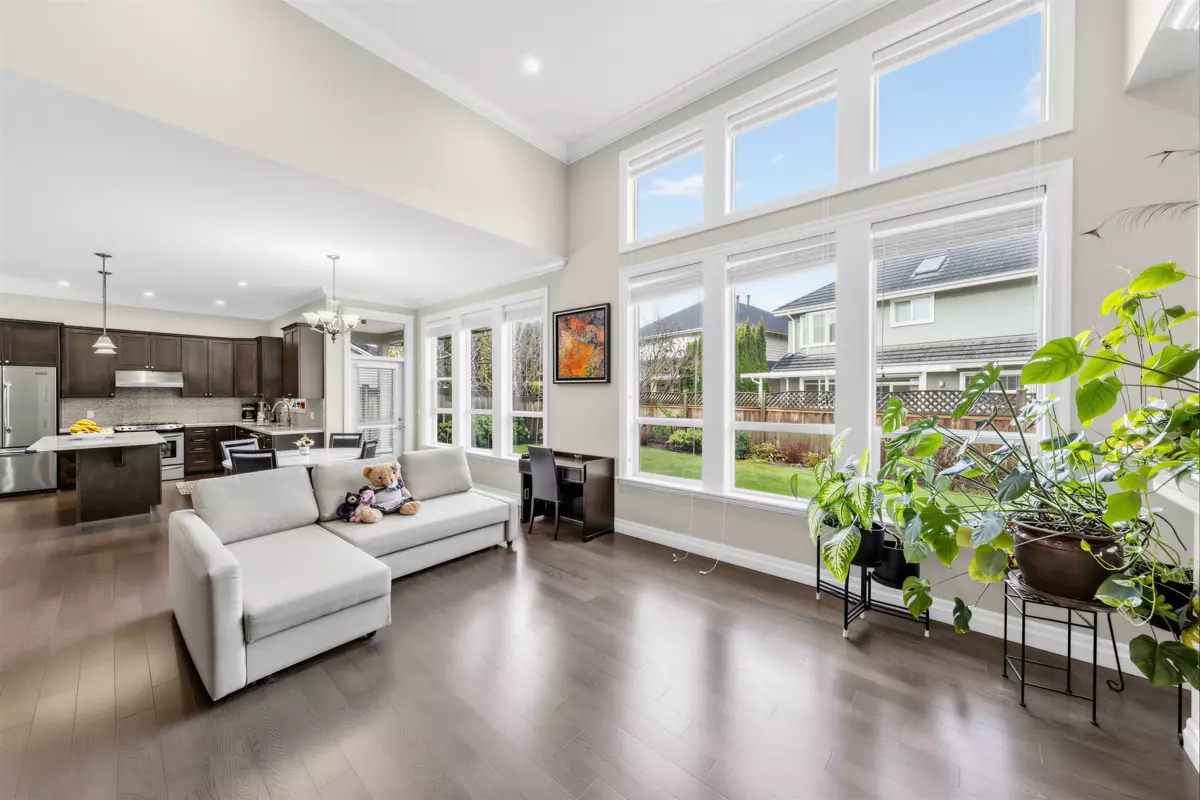 Family Room Photo of 6079 Dunsmuir Crescent, Richmond, BC