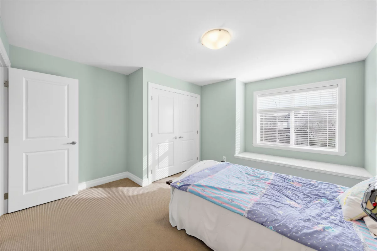 Guest Bathroom Photo of 6079 Dunsmuir Crescent, Richmond, BC