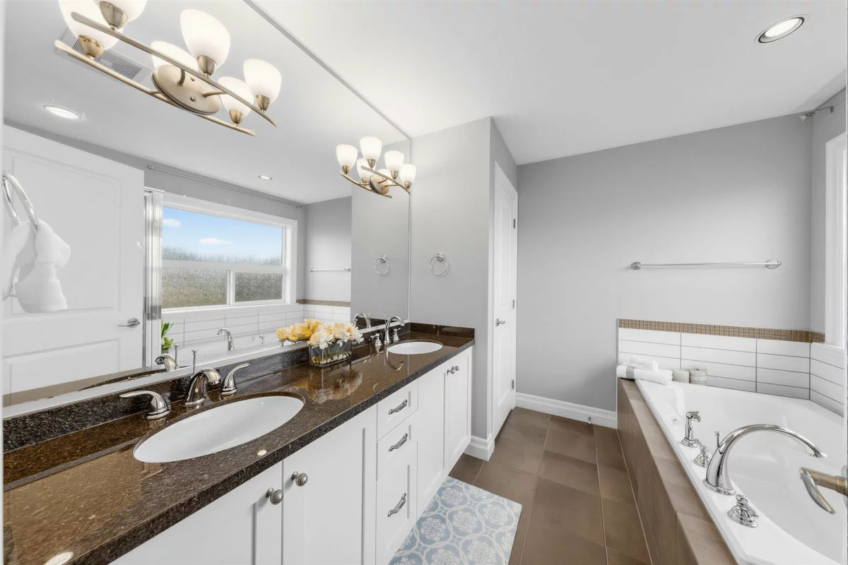 Laundry Room Photo of 6079 Dunsmuir Crescent, Richmond, BC