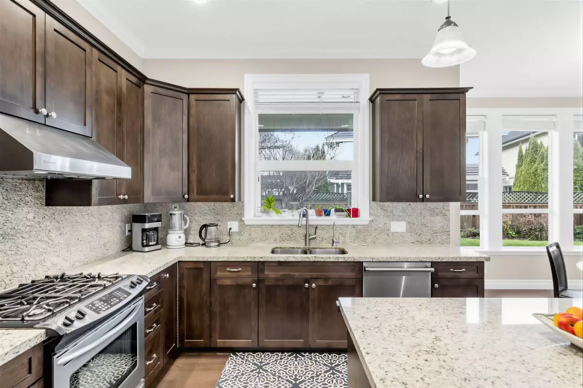 Primary Bathroom Photo of 6079 Dunsmuir Crescent, Richmond, BC