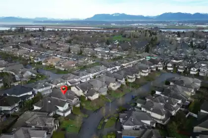 Outdoor Deck Photo of 6079 Dunsmuir Crescent, Richmond, BC