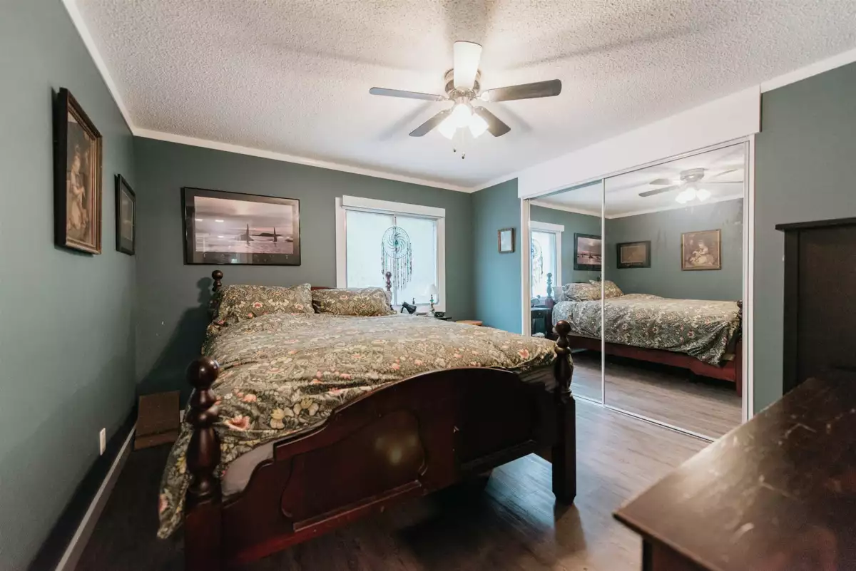 Family Room Photo of 25 5288 Selma Park Road, Sechelt, BC