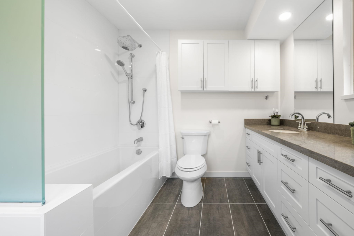 Bedroom 2 Photo of 667 Fairway Drive, North Vancouver, BC