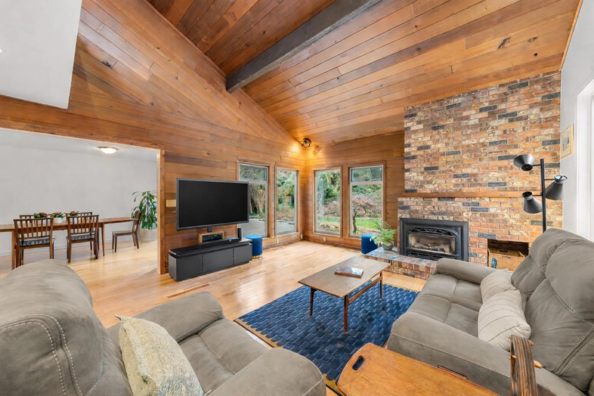 Exterior Rear Photo of 667 Fairway Drive, North Vancouver, BC