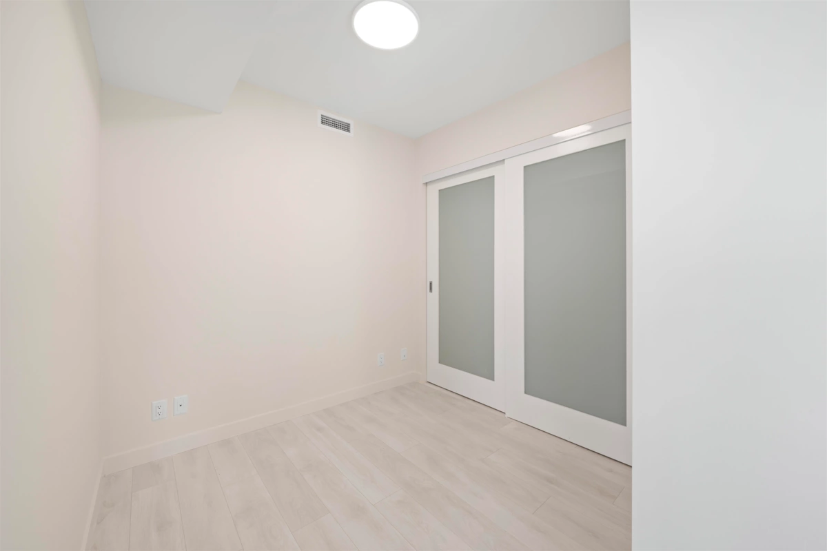 Bedroom 3 Photo of 2108 13318 104 Avenue, Surrey, BC