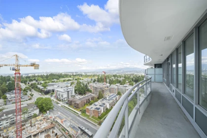 Entry Foyer Photo of 2108 13318 104 Avenue, Surrey, BC