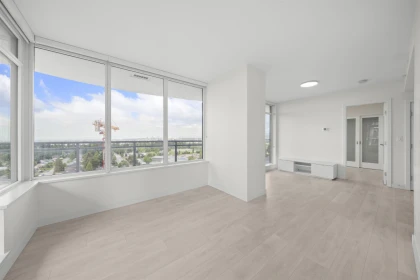 2108 13318 104 Avenue, Surrey, BC