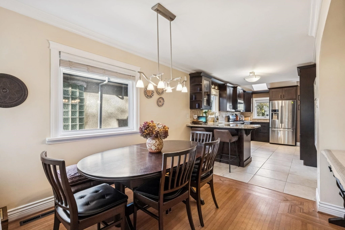 Family Room Photo of 2819 W 13th Avenue, Vancouver, BC