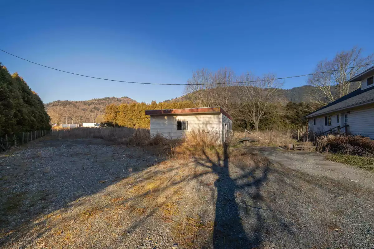 Bedroom 4 Photo of 38989 No. 4 Road, Abbotsford, BC
