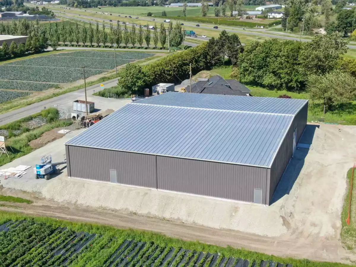 Garden / Landscaping Photo of 38989 No. 4 Road, Abbotsford, BC