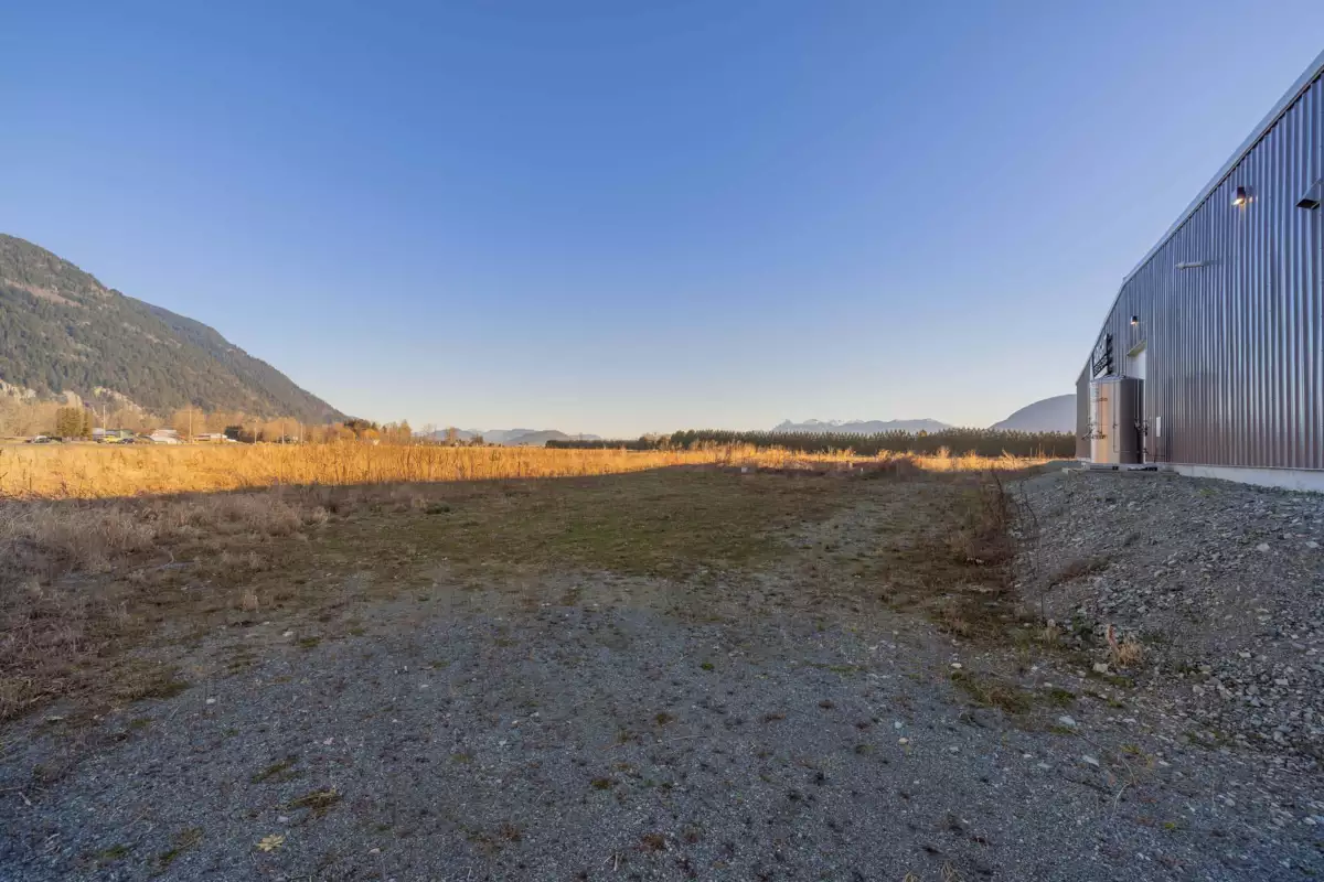 Primary Bedroom Photo of 38989 No. 4 Road, Abbotsford, BC