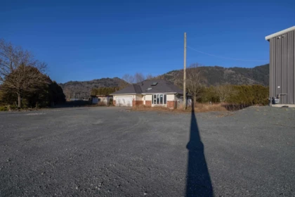 38989 No. 4 Road, Abbotsford, BC