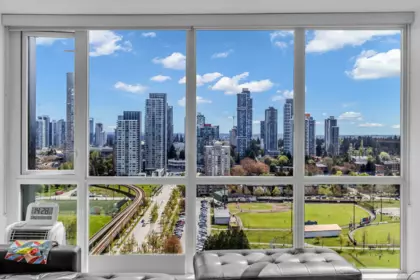 2404 10777 University Drive, Surrey, BC