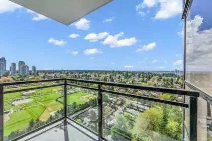 2404 10777 University Drive, Surrey, BC