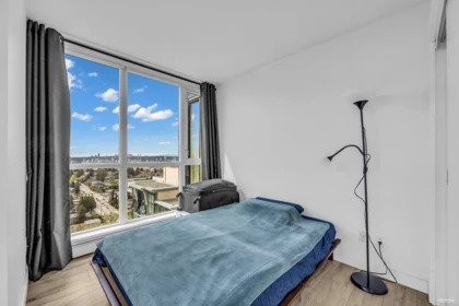 Office / Den Photo of 2404 10777 University Drive, Surrey, BC