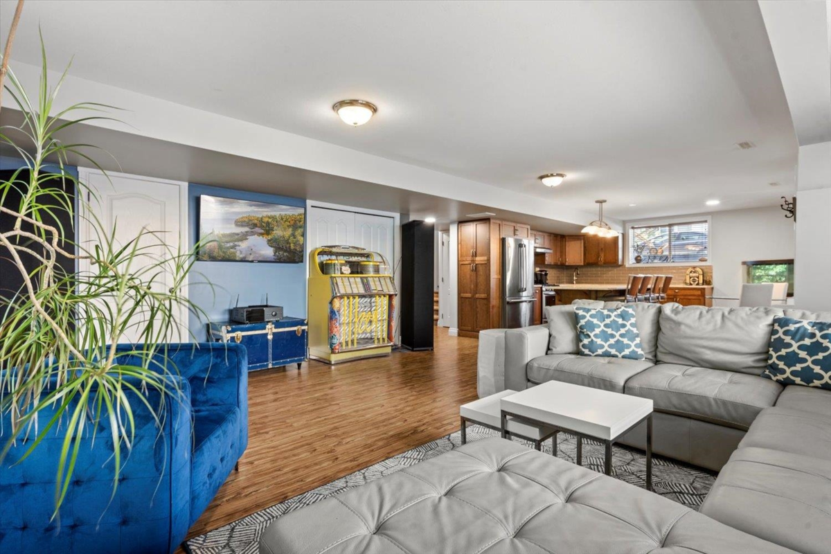 Laundry Room Photo of 21 46745 Hudson Road, Chilliwack, BC