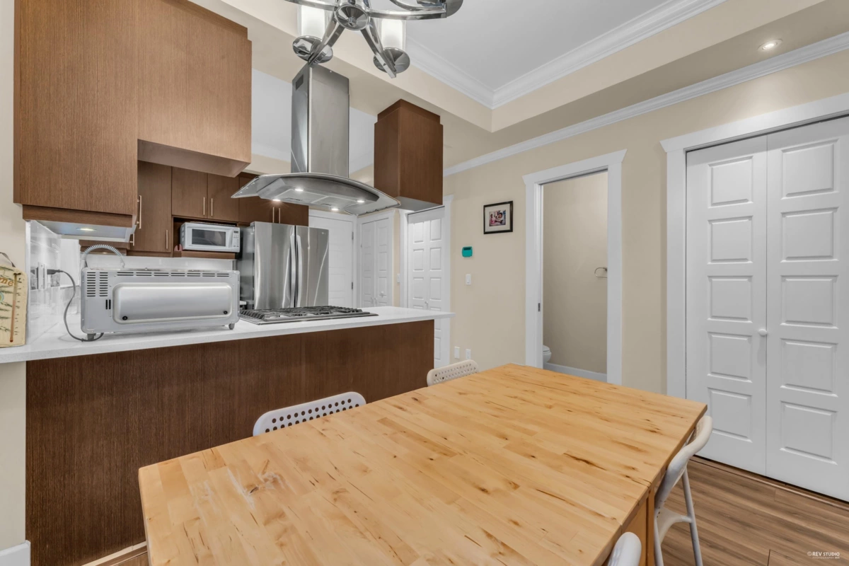 Family Room Photo of 5 6331 No. 4 Road, Richmond, BC