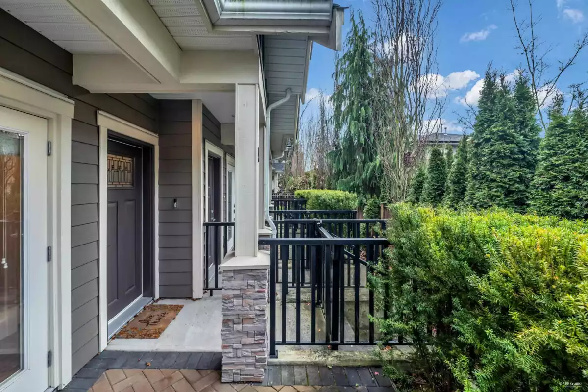 Outdoor Deck Photo of 5 6331 No. 4 Road, Richmond, BC