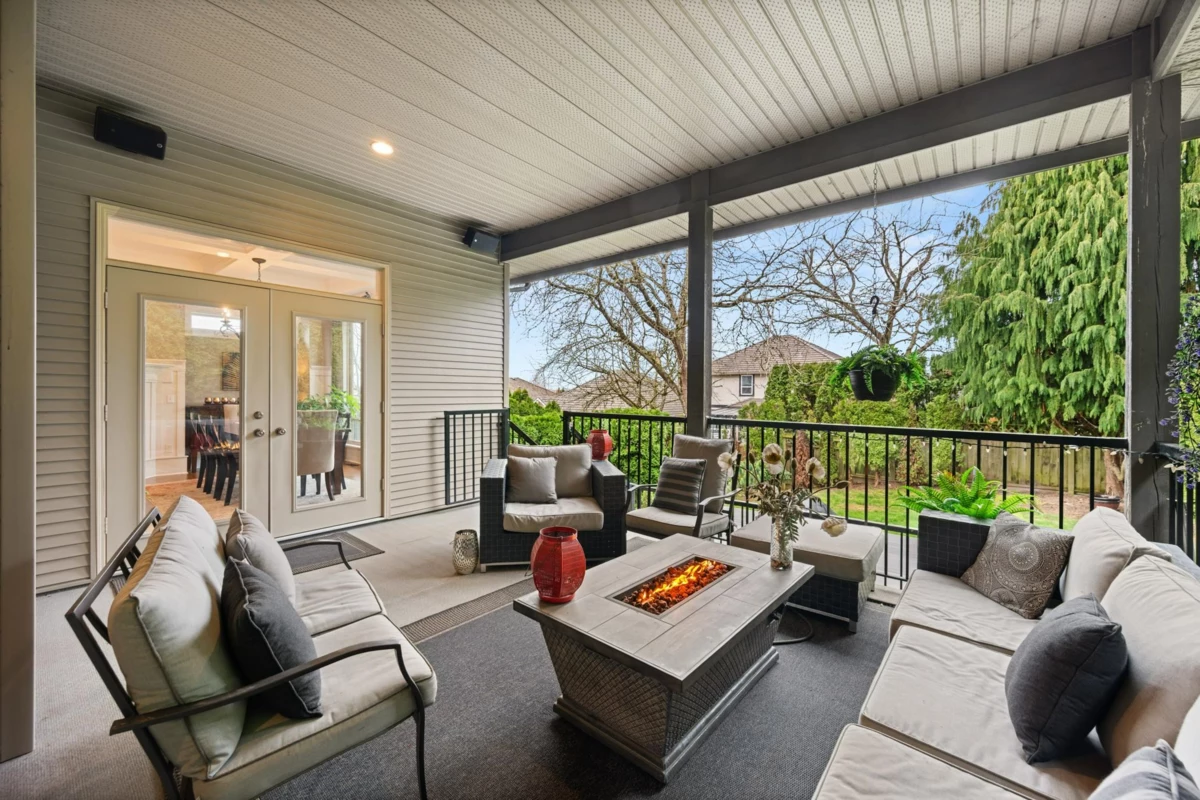 Guest Bathroom Photo of 18265 Claytonhill Drive, Surrey, BC