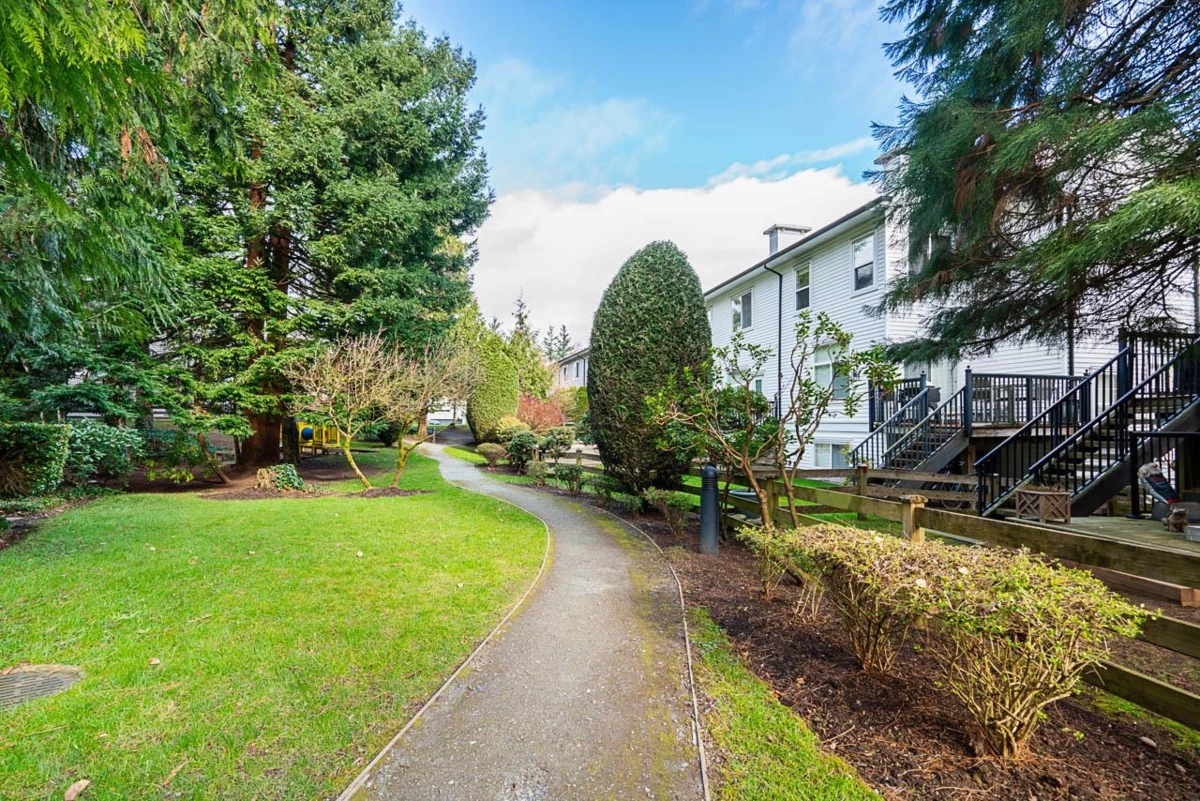 Staircase Photo of 19 15075 60 Avenue, Surrey, BC