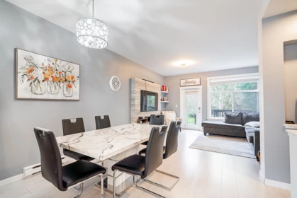 Kitchen Island Photo of 19 15075 60 Avenue, Surrey, BC