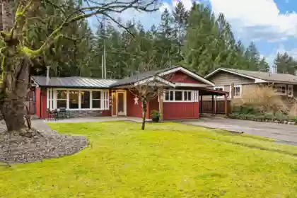 649 Mountain View Road, Cultus Lake, BC, Cultus Lake North — 2 bed single family residence for sale