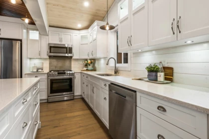 Mudroom Photo of 649 Mountain View Road, Cultus Lake, BC