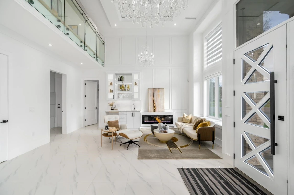 Family Room Photo of 4991 Cabot Drive, Richmond, BC