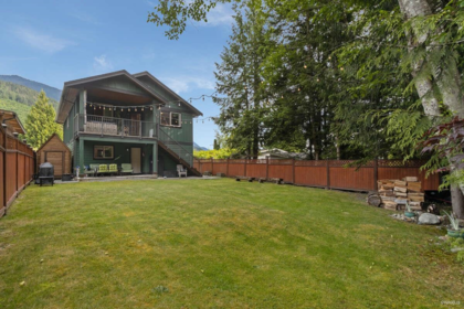 Hot Tub / Spa Photo of 746 Upper Crescent, Britannia Beach, BC