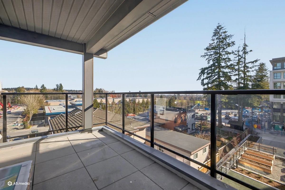 Basement Recreation Room Photo of 319 13458 95 Avenue, Surrey, BC