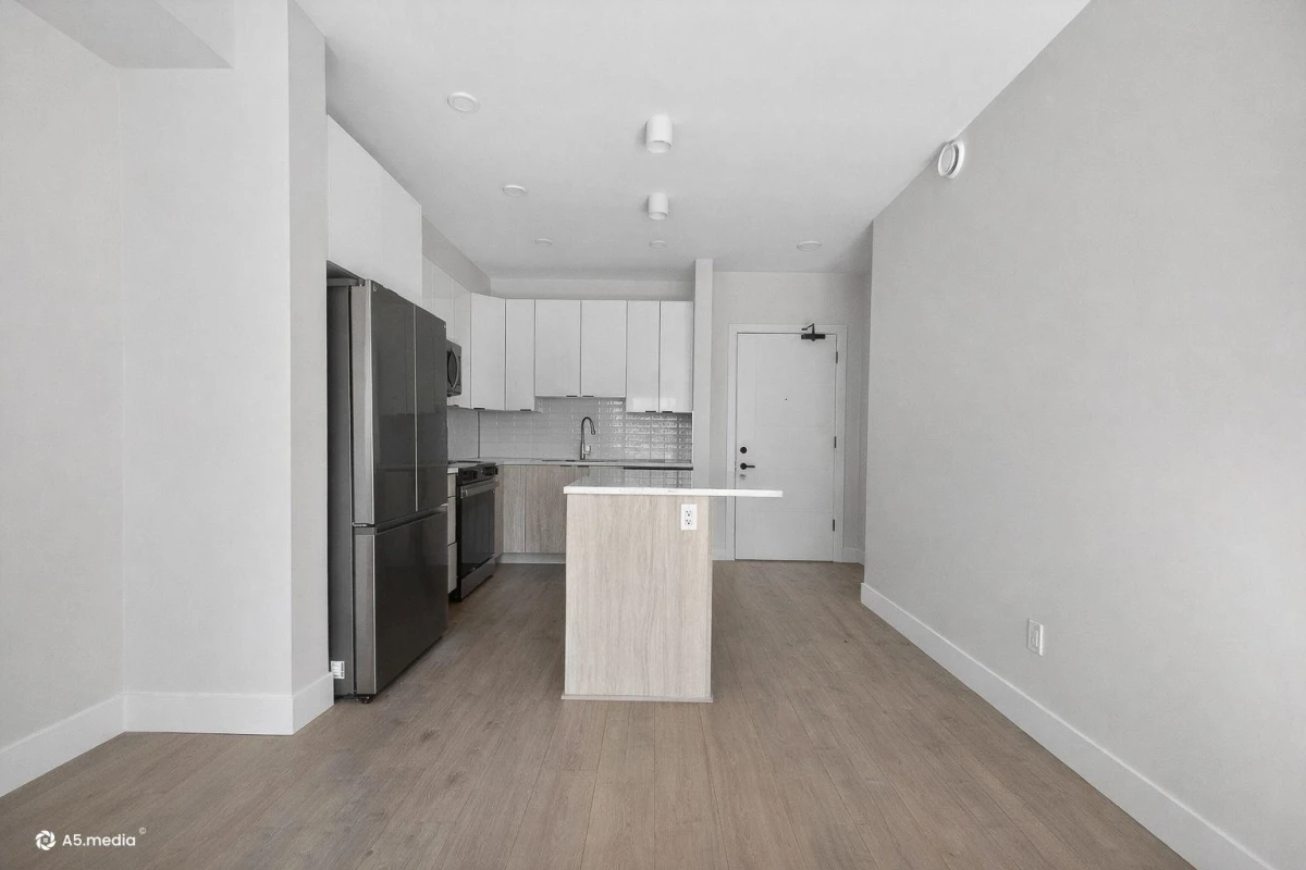 Breakfast Nook Photo of 319 13458 95 Avenue, Surrey, BC