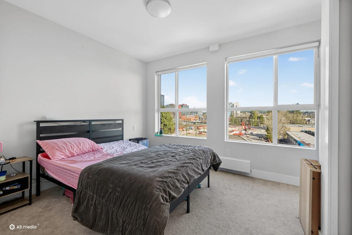 Office / Den Photo of 319 13458 95 Avenue, Surrey, BC