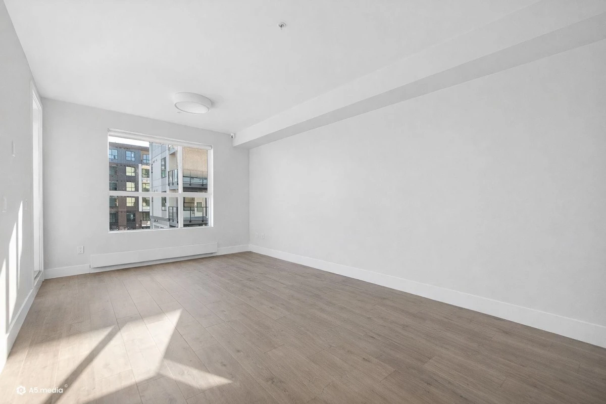 Primary Bedroom Photo of 319 13458 95 Avenue, Surrey, BC