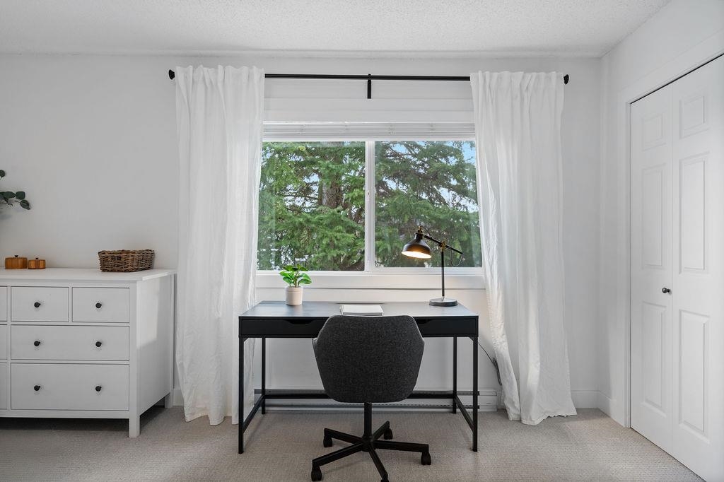 Entry Foyer Photo of 44 3151 Springfield Drive, Richmond, BC