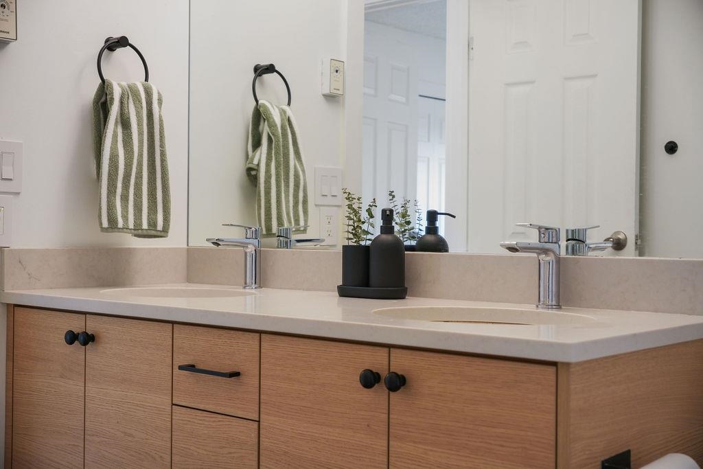 Staircase Photo of 44 3151 Springfield Drive, Richmond, BC