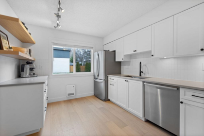Pantry Photo of 44 3151 Springfield Drive, Richmond, BC
