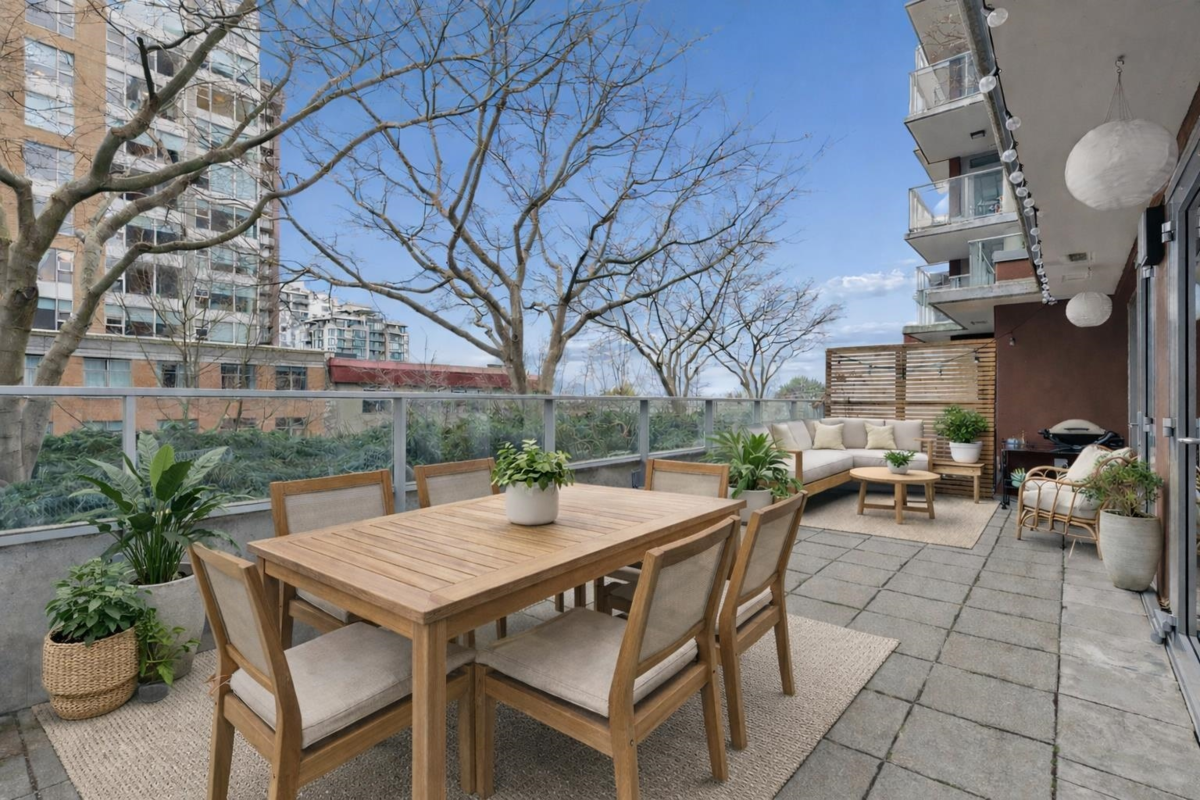 Garage Interior Photo of 303 150 W 15th Street, North Vancouver, BC