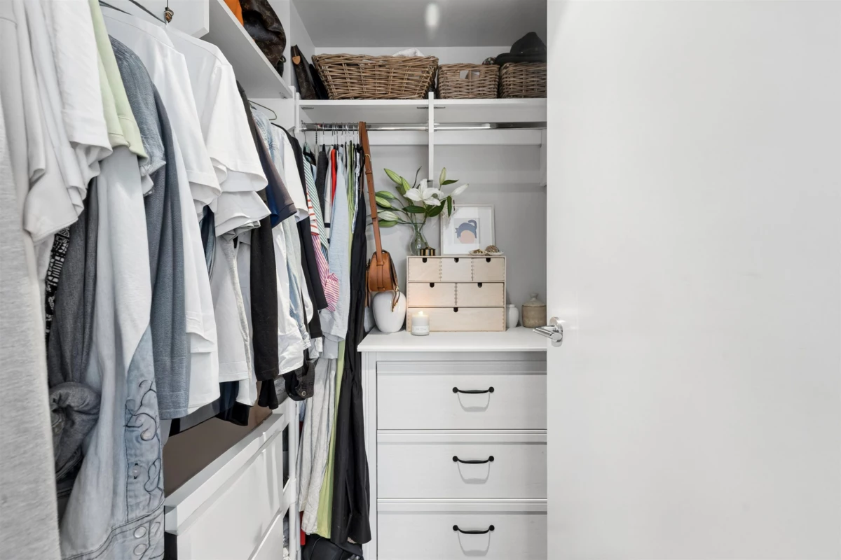 Mudroom Photo of 303 150 W 15th Street, North Vancouver, BC