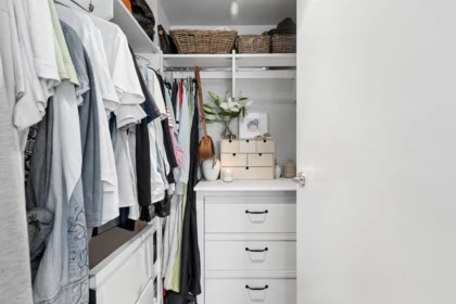 Mudroom Photo of 303 150 W 15th Street, North Vancouver, BC
