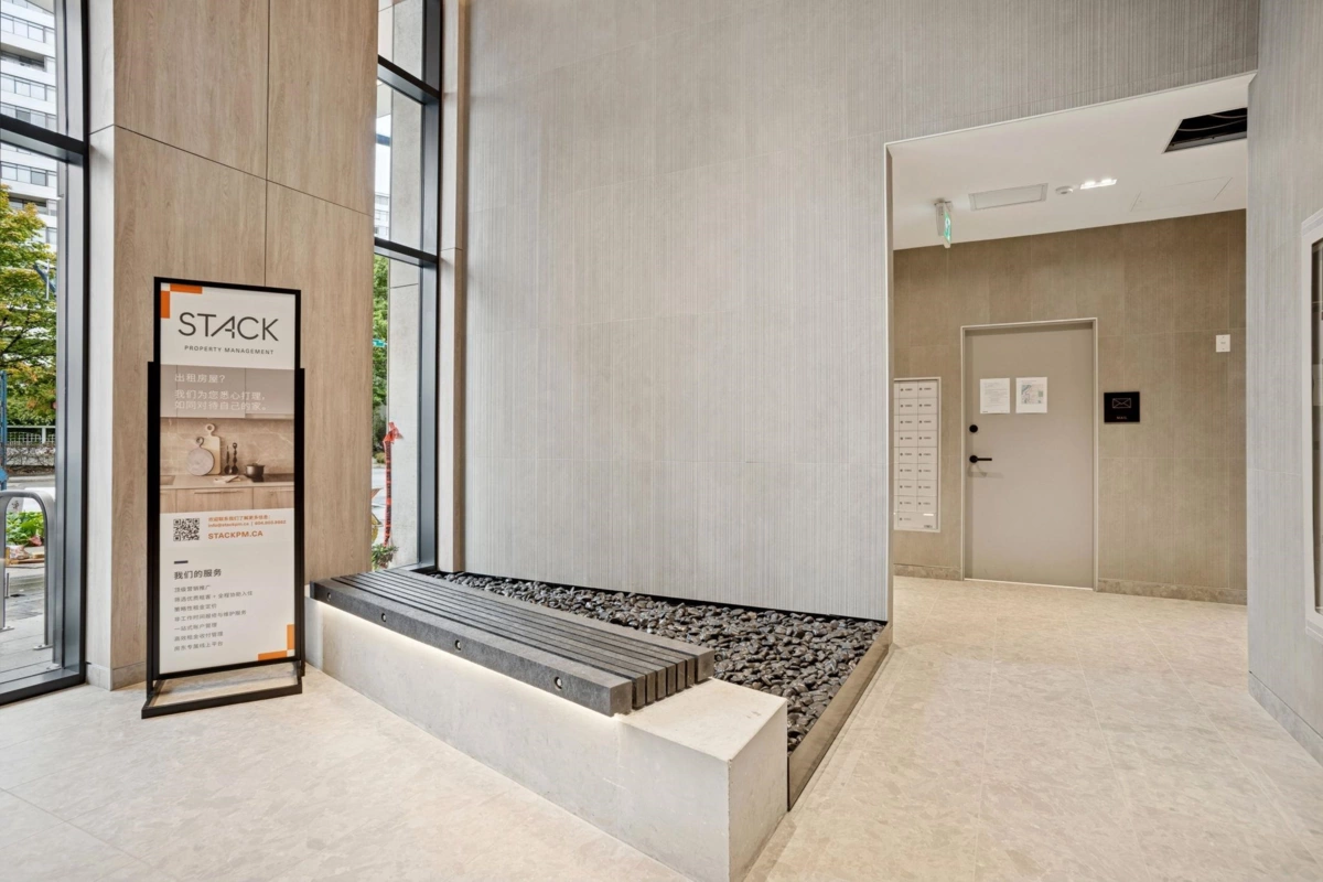Entry Foyer Photo of 553 6500 Minoru Boulevard, Richmond, BC