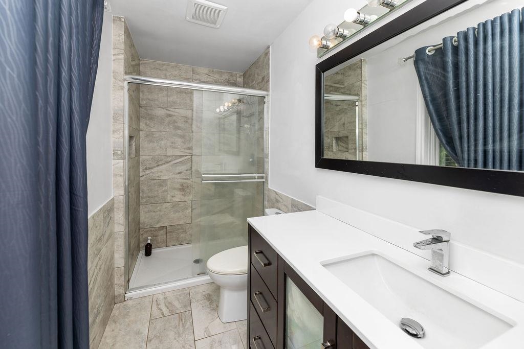 Bedroom 3 Photo of 4561 Sinclair Bay Road, Garden Bay, BC