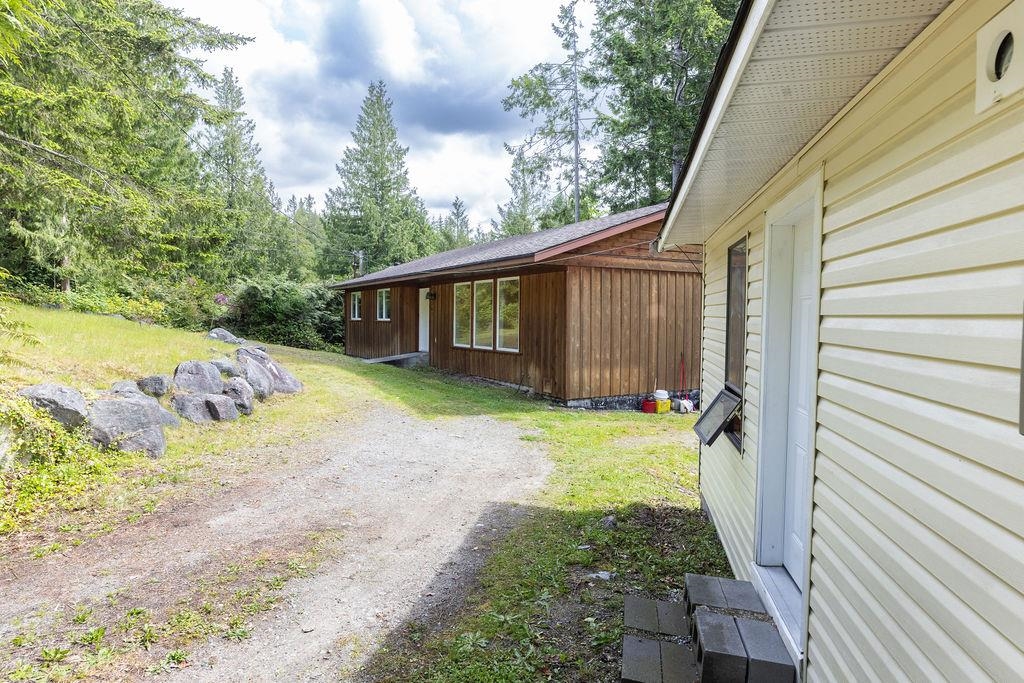 Hot Tub / Spa Photo of 4561 Sinclair Bay Road, Garden Bay, BC