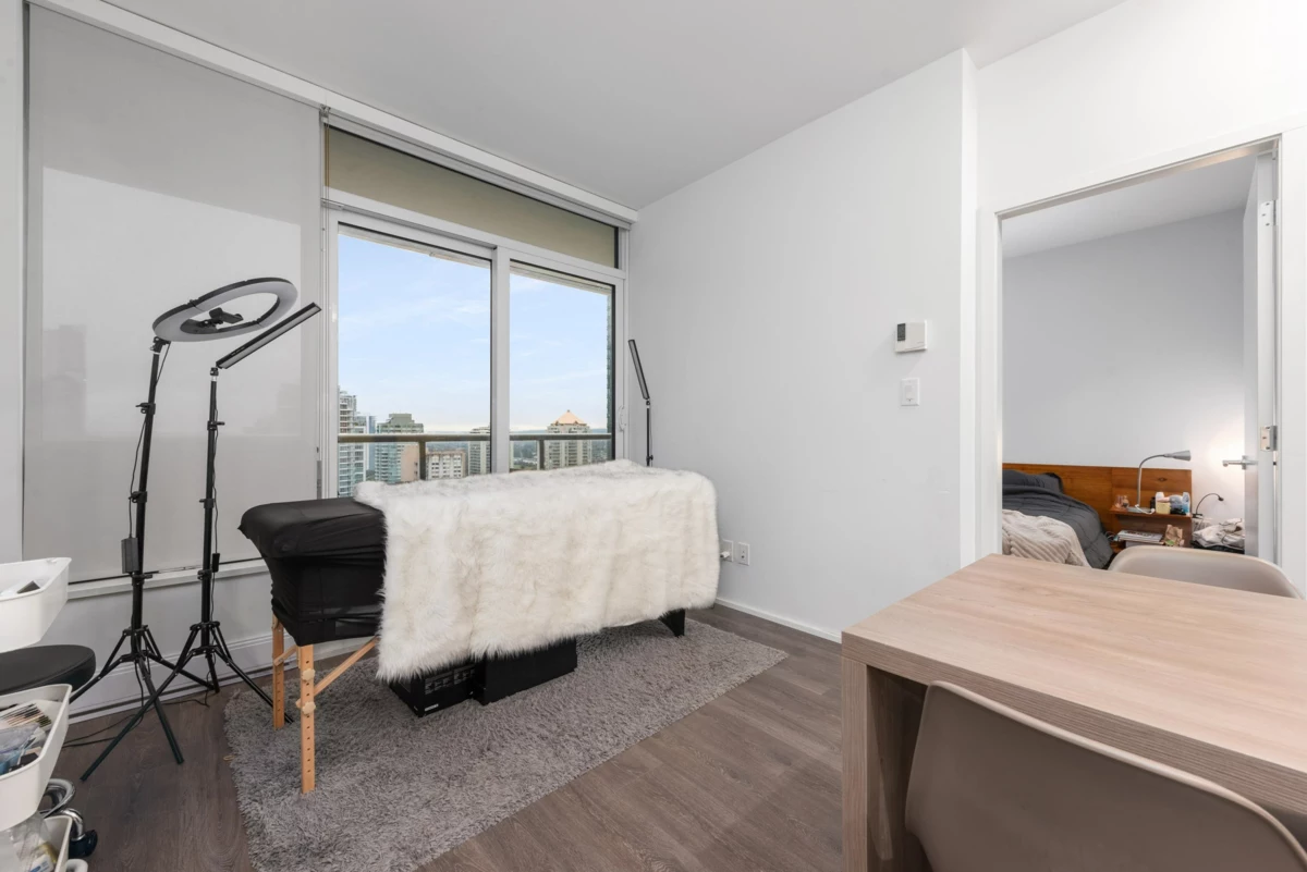 Kitchen Island Photo of 1907 1955 Alpha Way, Burnaby, BC