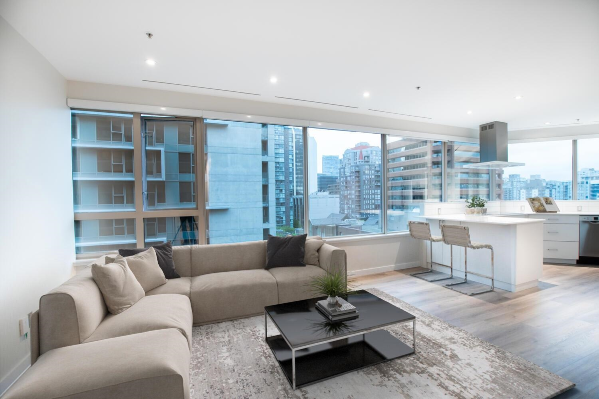 Living Room Photo of 814 1177 Hornby Street, Vancouver, BC