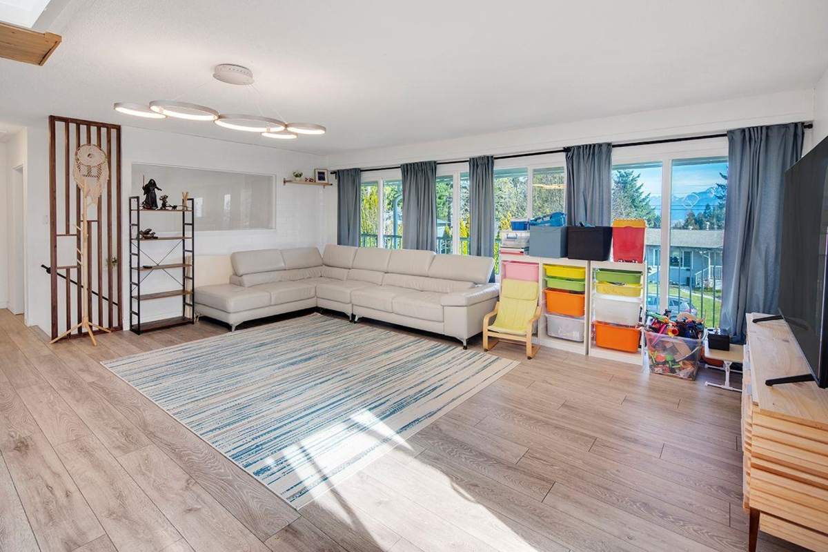 Living Room Photo of 2132 Anita Drive, Port Coquitlam, BC
