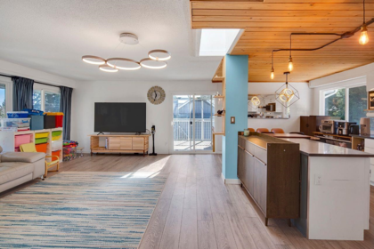 Kitchen Photo of 2132 Anita Drive, Port Coquitlam, BC