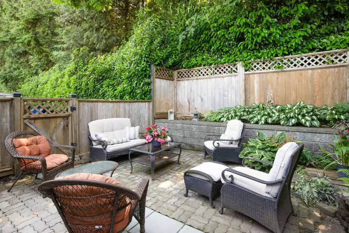 Entry Foyer Photo of 77 19630 Pinyon Lane, Pitt Meadows, BC
